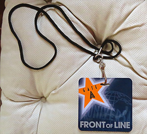 039-Front of Line